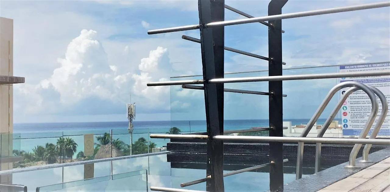 ** Apart-hotel Sole Suites Playa del Carmen México